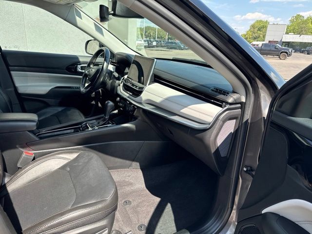 Used 2022 Jeep Compass Limited AWD/4WD image 23