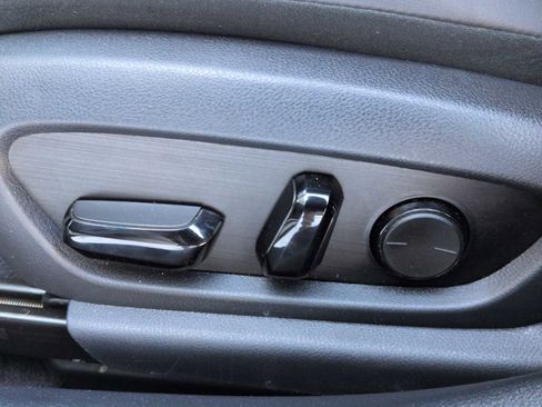 Used 2022 Lexus ES 300h F Sport w/ Accessory Package image 16