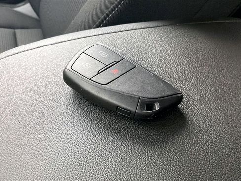 Used 2024 Chevrolet Colorado LT w/ LT Convenience Package image 14