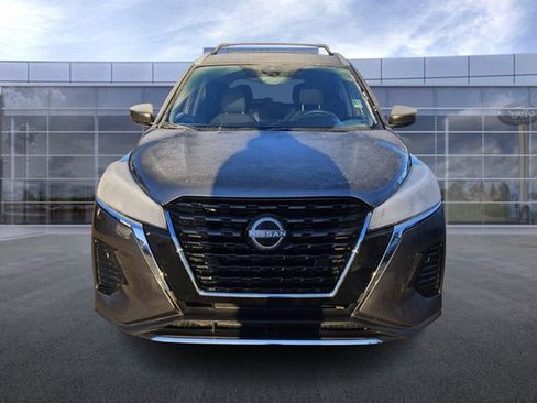 Used 2024 Nissan Kicks SV w/ Interior Electronics Package image 3