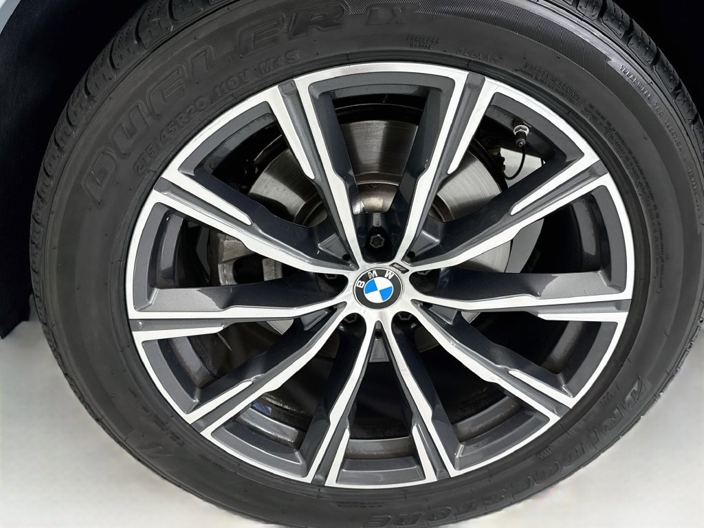 Used 2024 BMW X5 sDrive40i w/ M Sport Package RWD image 30