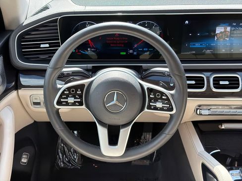 Used 2020 Mercedes-Benz GLS 450 4MATIC w/ Convenience Package image 24