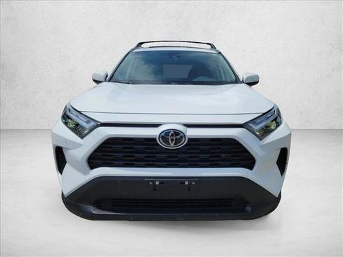 Used 2025 Toyota RAV4 XLE w/ Convenience Package FWD image 2