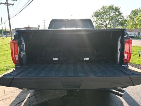 Used 2022 GMC Sierra 3500 SLT w/ SLT Premium Package AWD/4WD image 22