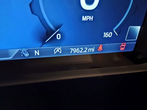 Used 2024 Ford Expedition Limited image 3