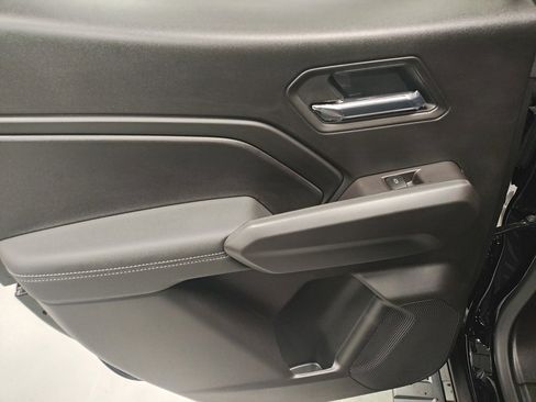 New 2026 GMC Canyon Elevation w/ Convenience Package image 27