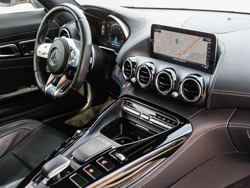 Used 2020 Mercedes-Benz AMG GT Coupe image 11