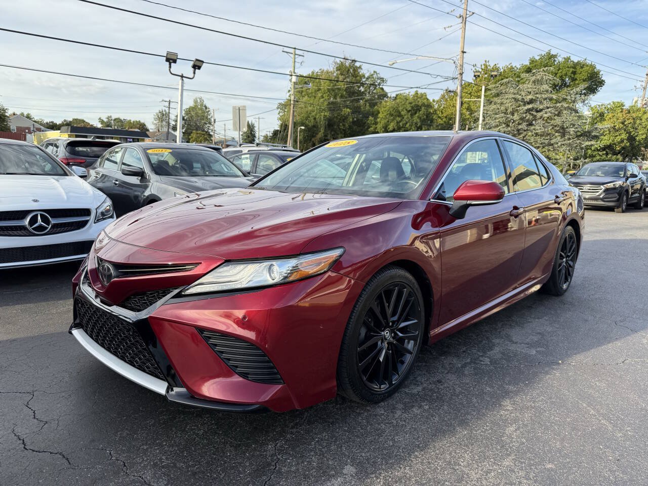 Used 2018 Toyota Camry XSE FWD image 1