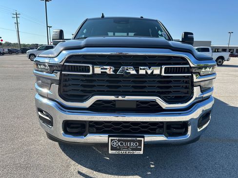 New 2026 RAM 2500 Tradesman AWD/4WD image 8