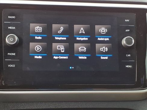 Used 2023 Volkswagen Atlas Cross Sport SEL image 10