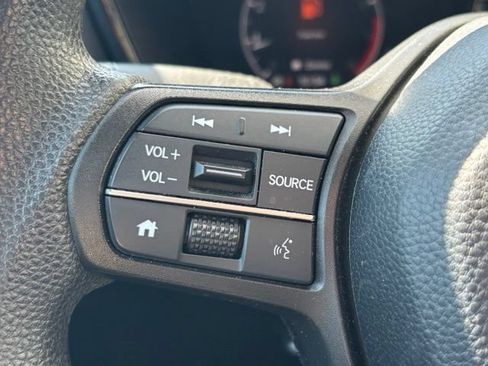 Used 2024 Honda CR-V LX image 7