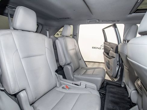 Used 2015 Toyota Highlander Limited w/ Driver Technology Package AWD/4WD image 53