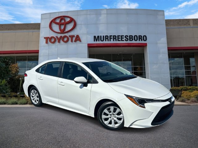 Used 2024 Toyota Corolla LE FWD image 1