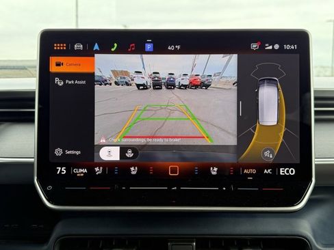 New 2025 Volkswagen ID. Buzz Pro S image 31