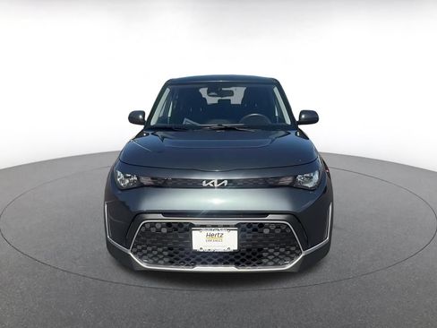 Used 2025 Kia Soul LX w/ LX Technology Package FWD image 4