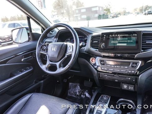 Used 2020 Honda Pilot Touring image 31