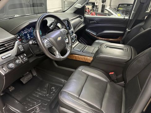 Used 2016 Chevrolet Suburban LTZ image 15