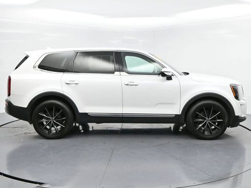 Used 2020 Kia Telluride LX AWD/4WD image 8