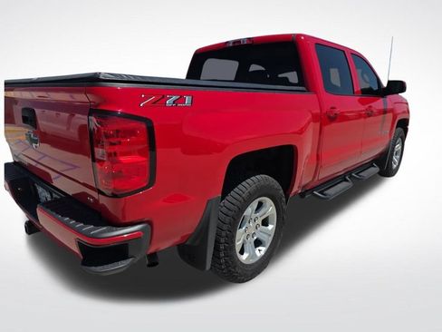 Used 2018 Chevrolet Silverado 1500 LT w/ All Star Edition AWD/4WD image 7