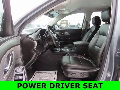 Used 2020 Chevrolet Traverse RS image 5