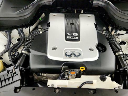 Used 2016 INFINITI QX50 2WD w/ Premium Plus Package image 28