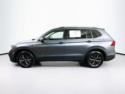 Used 2024 Volkswagen Tiguan SE AWD/4WD image 5