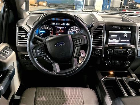 Used 2015 Ford F150 XLT w/ Equipment Group 302A Luxury image 5