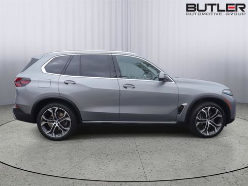 Used 2024 BMW X5 sDrive40i w/ Premium Package RWD image 8