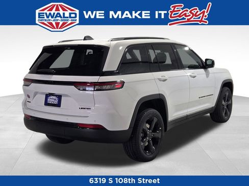 New 2025 Jeep Grand Cherokee Limited w/ Luxury Tech Group II image 23