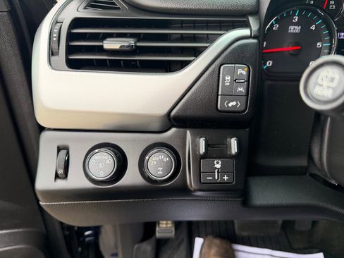 Used 2018 Chevrolet Tahoe Premier image 27