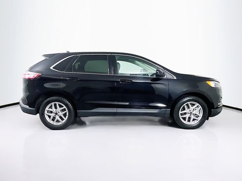 Used 2024 Ford Edge SEL image 10