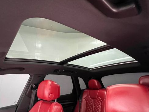 Used 2019 Audi SQ5 Premium Plus w/ Premium Plus Package image 12