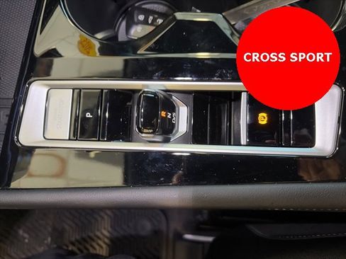 Certified 2025 Volkswagen Atlas Cross Sport SEL Premium R-Line image 23