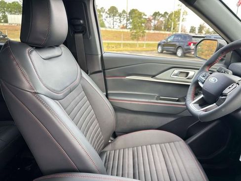 New 2026 Ford Explorer ST-Line w/ Premium Package image 12