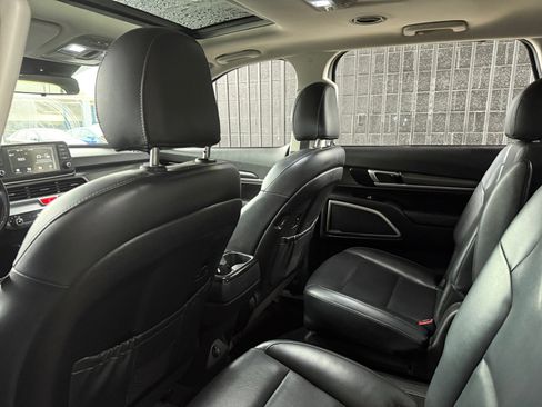 Used 2021 Kia Telluride S image 14
