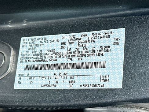 Certified 2022 Lincoln Corsair Reserve w/ Equipment Group 201A AWD/4WD image 27