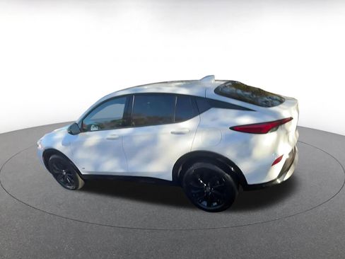 Used 2025 Buick Envista Sport Touring image 10