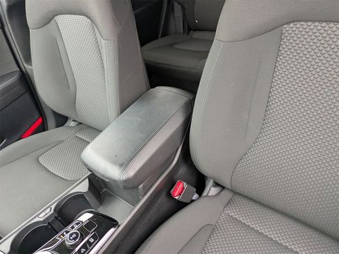 Used 2023 Kia Sportage LX image 16