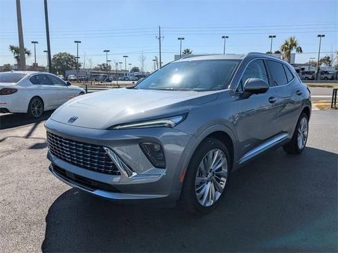 New 2026 Buick Envision Avenir image 8