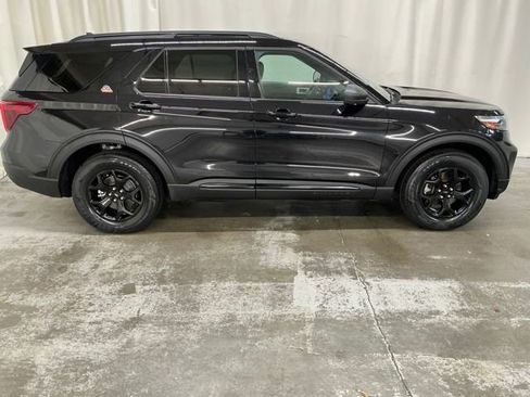 Used 2022 Ford Explorer Timberline AWD/4WD image 2
