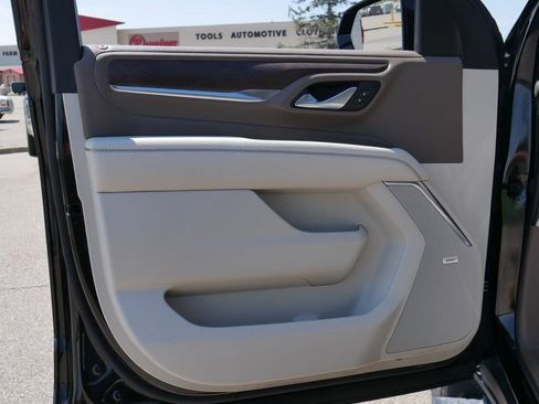Used 2023 GMC Yukon XL Denali AWD/4WD image 86
