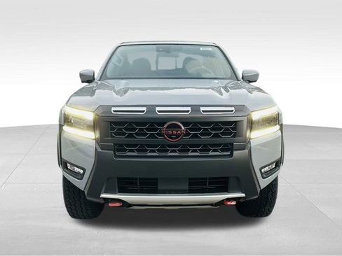 New 2026 Nissan Frontier PRO-4X w/ Pro-4x Convenience Package image 2