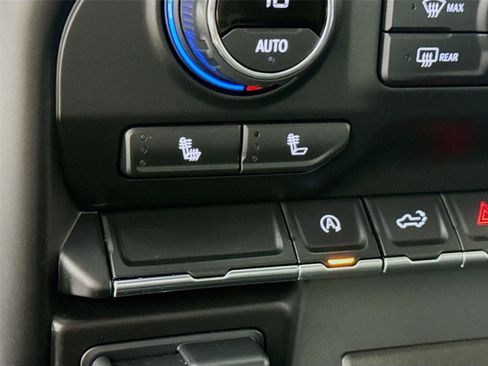 Used 2021 Chevrolet Silverado 1500 RST image 16