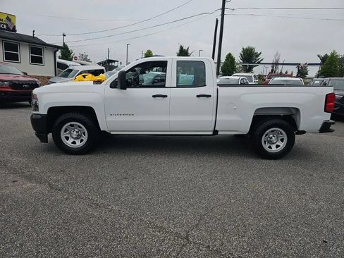 Used 2017 Chevrolet Silverado 1500 W/T w/ Trailering Package RWD image 5