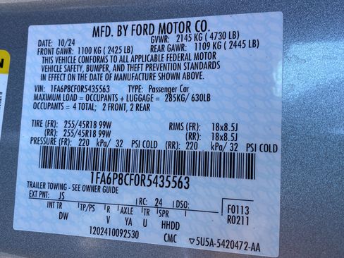 Used 2024 Ford Mustang GT RWD image 32