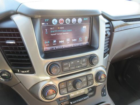 Certified 2020 GMC Yukon Denali w/ Open Road Package AWD/4WD image 33