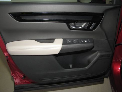 Certified 2025 Honda CR-V EX-L image 10