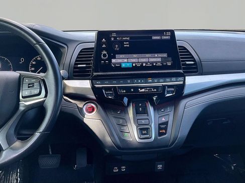 Used 2025 Honda Odyssey Sport-L image 10
