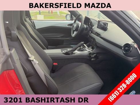 New 2025 MAZDA MX-5 Miata Club w/ Interior Package image 16