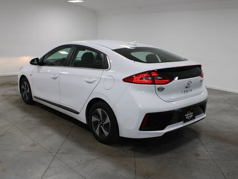 Used 2019 Hyundai Ioniq SEL image 7